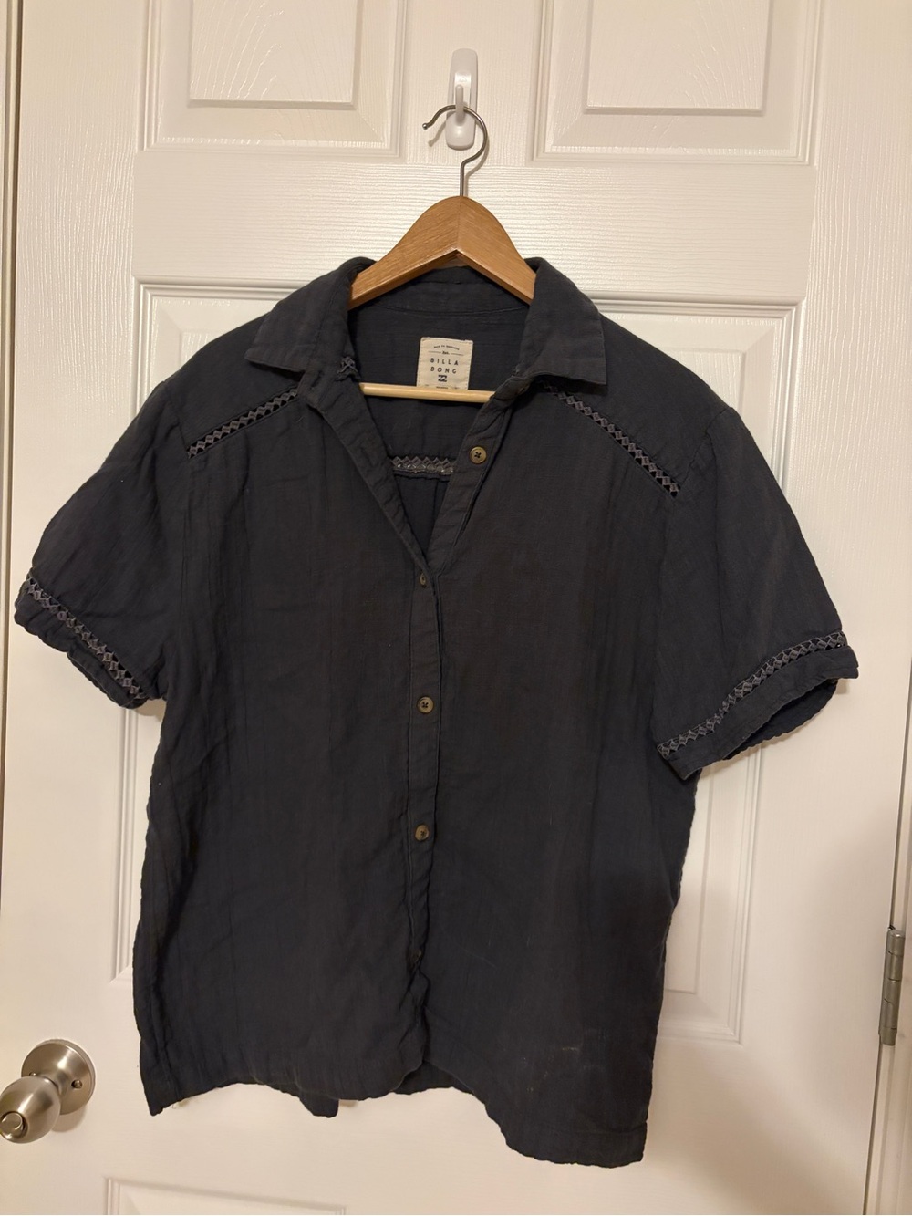 Women’s Billabong Short Sleeve Button Up Shirt in Charcoal Gray